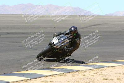 media/May-14-2022-SoCal Trackdays (Sat) [[7b6169074d]]/Bowl (1120am)/